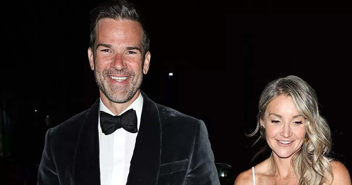 Helen Skelton and Gethin Jones' friendship 'blossoms into a deeper connection'