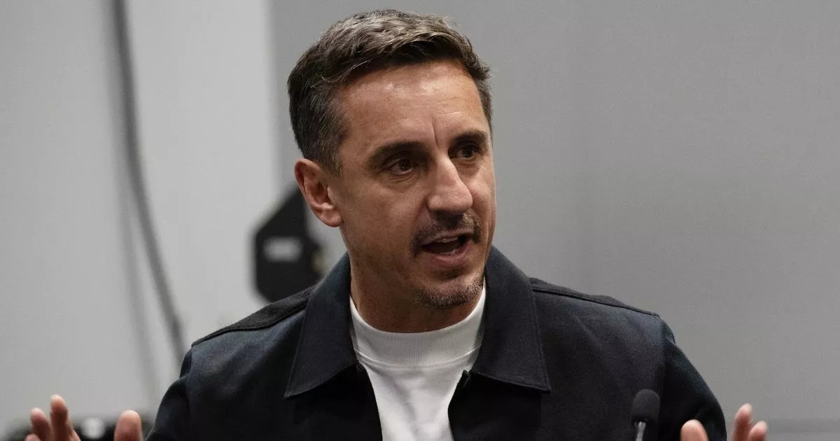 Gary Neville showed his true colours after Wayne Rooney smashed teammate's phone