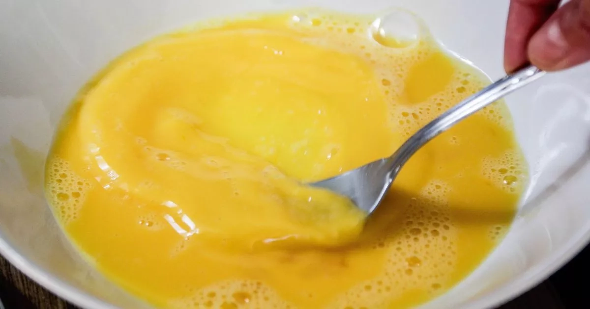 Chef explains 'best scrambled egg recipe' that takes 'under a minute' to cook