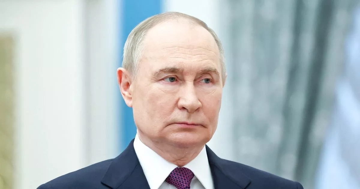 Putin amasses troops at border amid chilling Putin peace talk attack warning