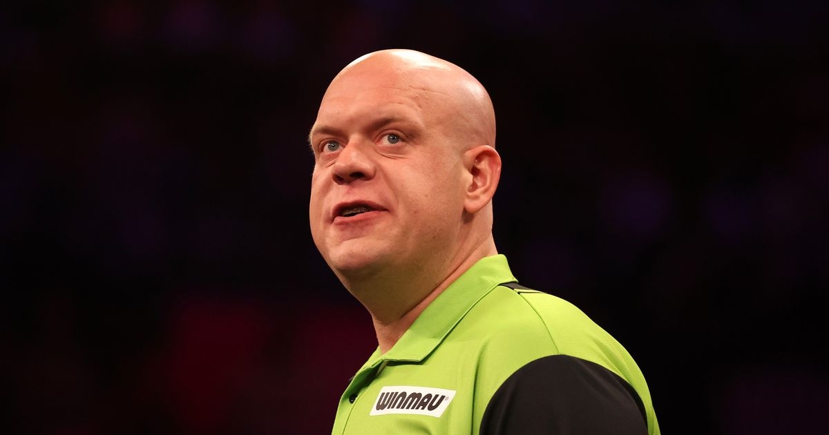 Premier League Darts final four confirmed as Van Gerwen falls at first hurdle