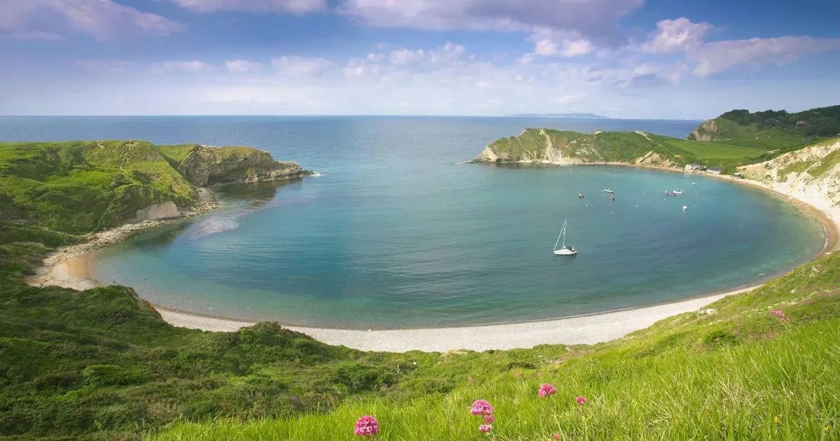 Gorgeous cove is so beautiful people travel from all over the world to see it
