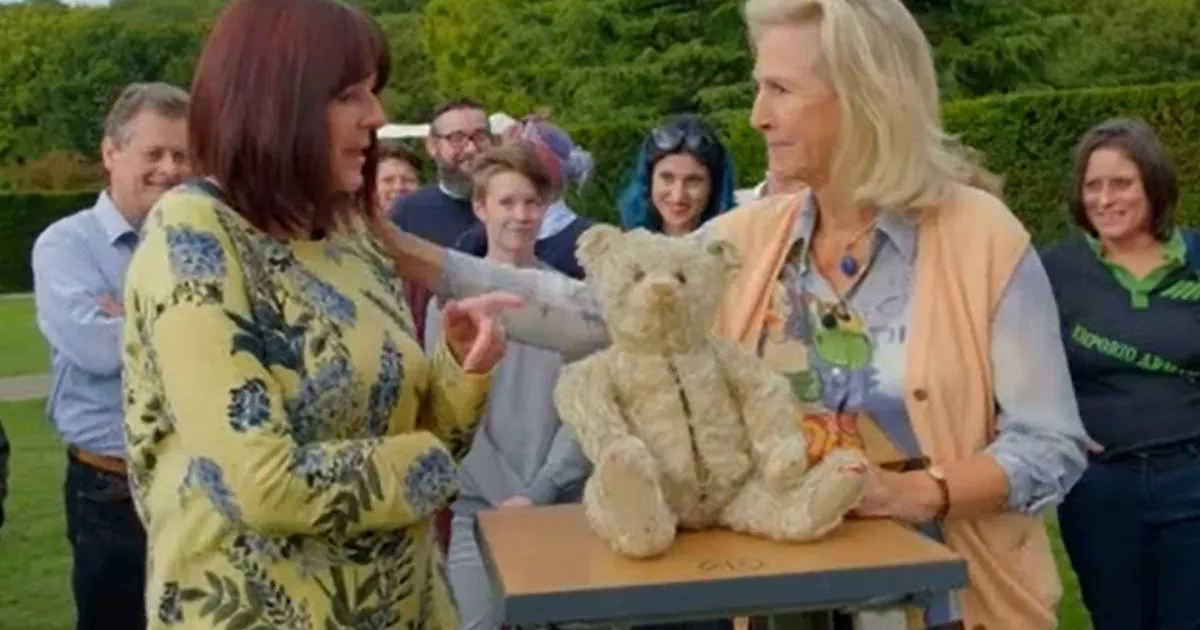 Antiques Roadshow expert comforts guest as she discovers value of teddy bear