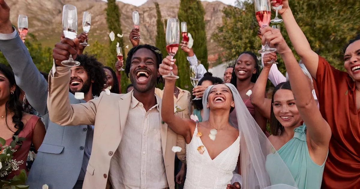 'I'm a wedding coordinator - easy date change could save thousands'