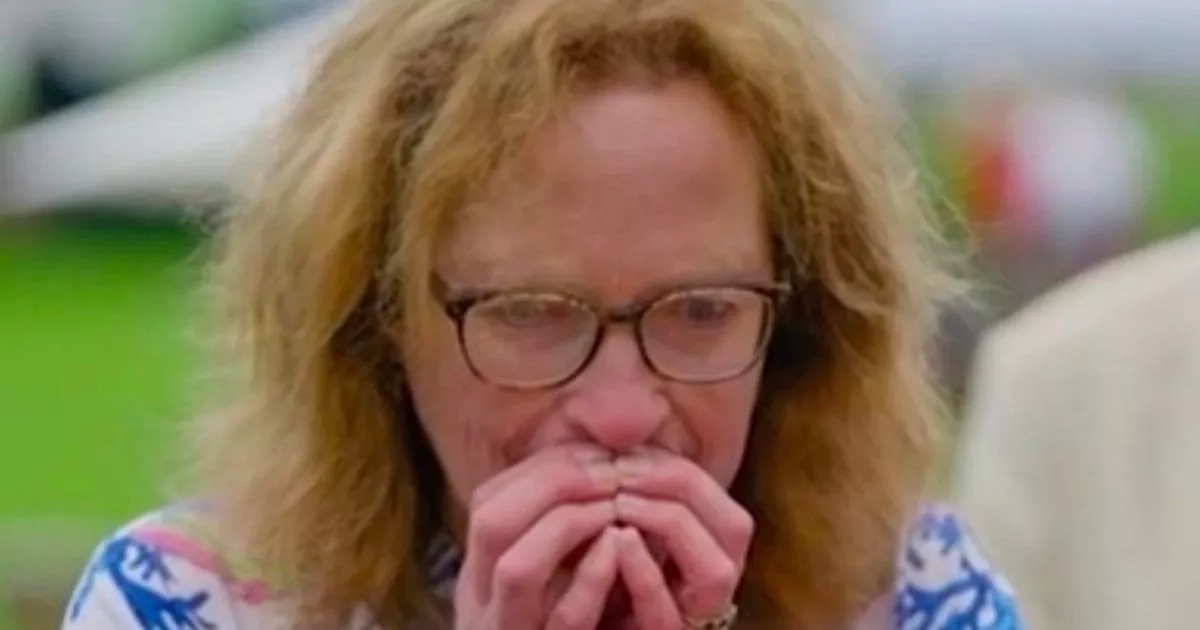Antiques Roadshow guest in tears as she discovers staggering worth of her gems