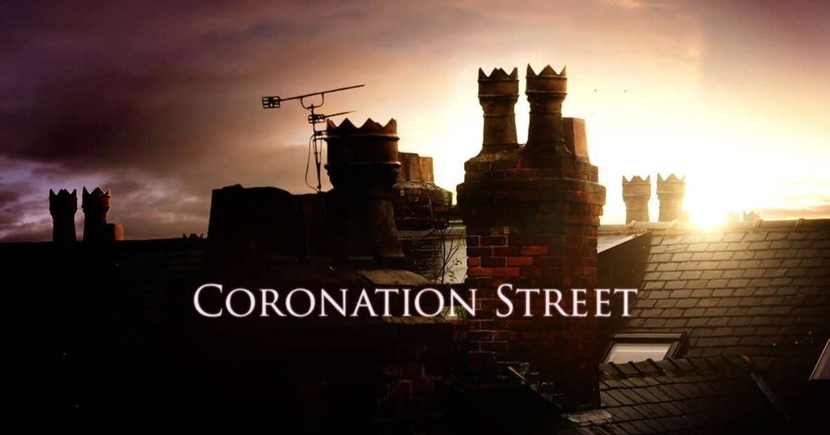 Corrie star issues 'emotional' update after soap undergoes major change