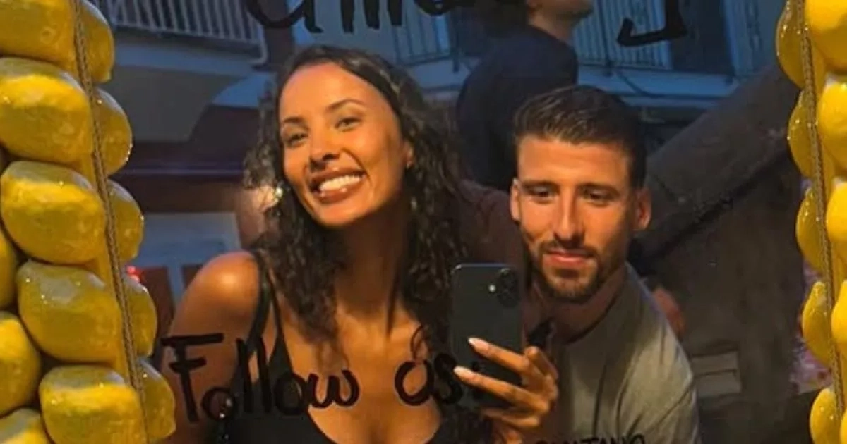 Maya Jama sets Amalfi style trend for summer on first holiday with Rúben Dias