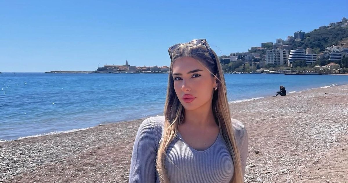 Model, 19, plummets to her death after unfastening harness during 'panic attack'
