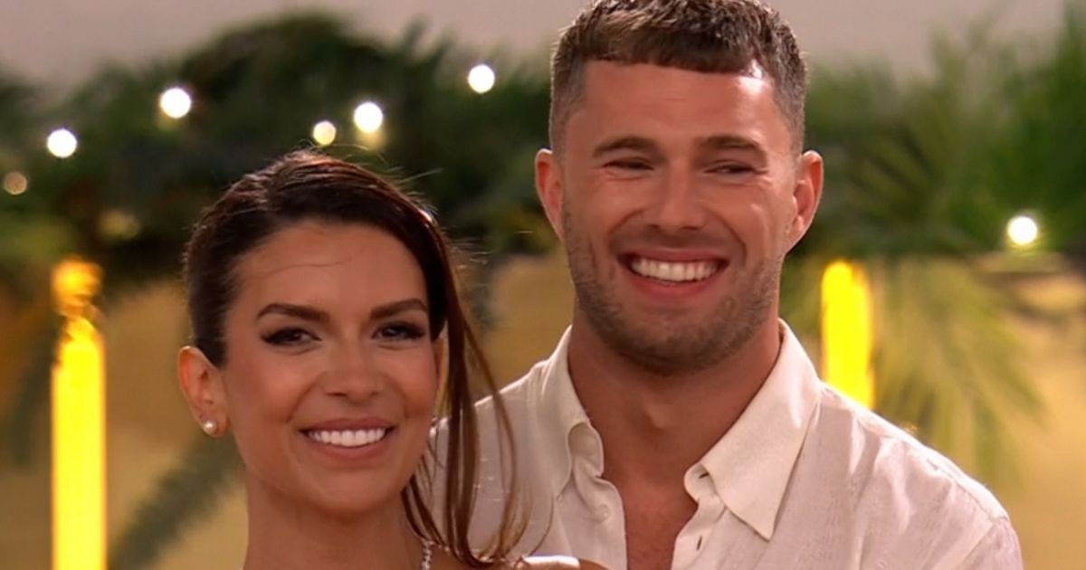 Curtis Pritchard spotted Ekin-Su 'red flag' as split details unveiled