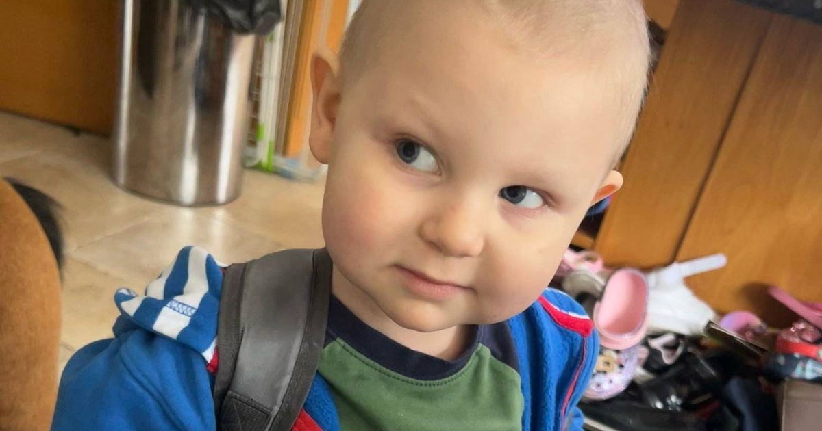 Toddler's devastating double diagnosis after parents spot 'white glow'