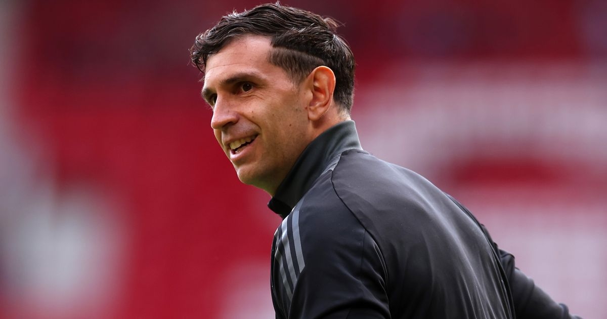 Man Utd in transfer contact with Martinez 'for six months' amid Onana struggles