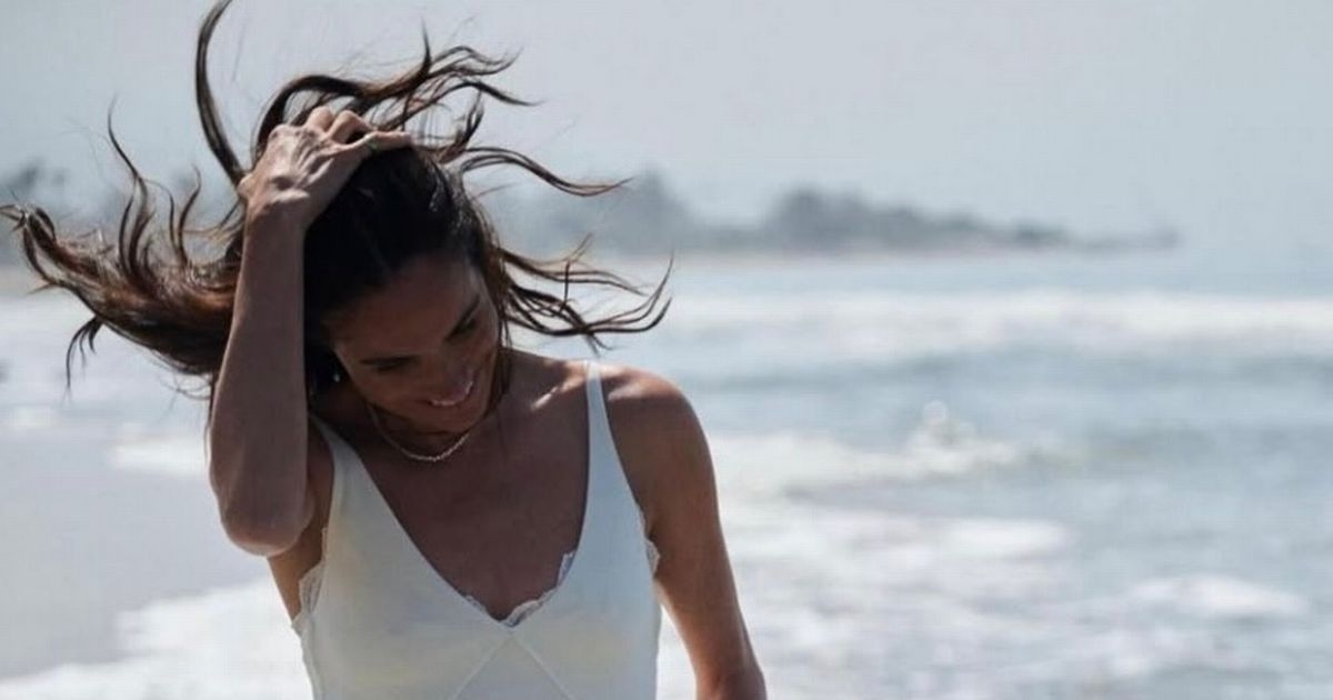 Meghan Markle shrugs off twerking backlash with carefree beach snap