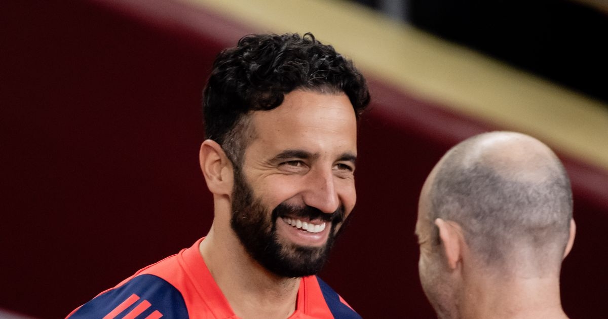 Man Utd 'agree deal' for popular star to stay after nine Old Trafford exits
