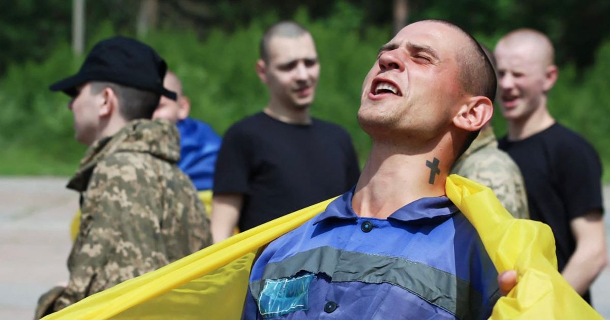 Ukraine soldier has 'Glory to Russia' burnt into skin by Putin's twisted thugs