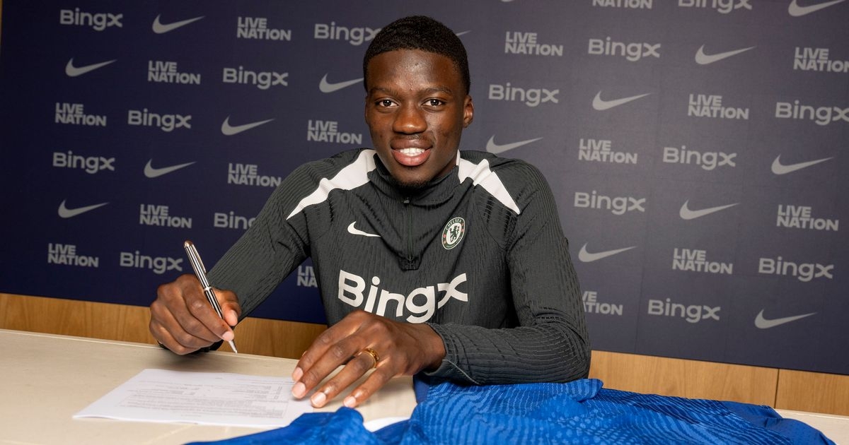 Chelsea's Mamadou Sarr compares himself to Liverpool star after £12m transfer