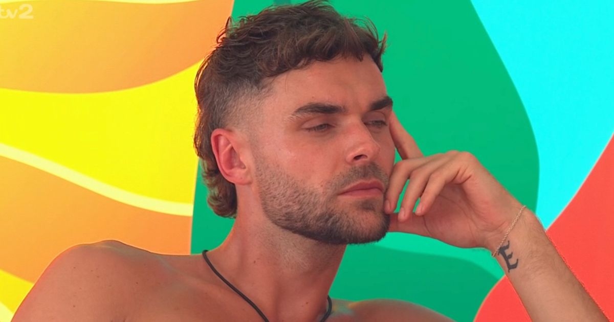 Love Island fans call for Islander to leave villa after 'wild' comment