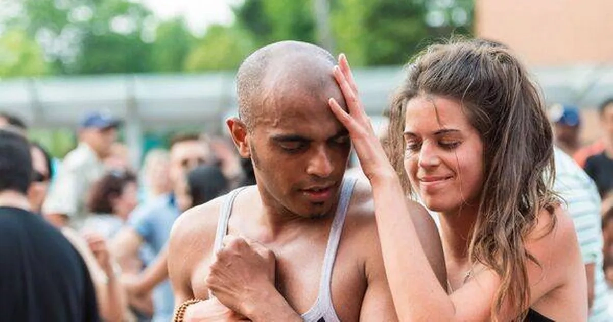 Brits swap traditional dates for 'extreme day trip' jet-set romance