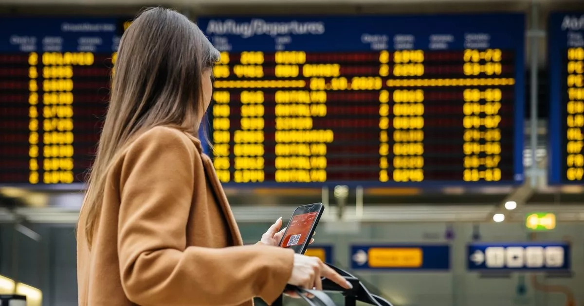 Warning to all holidaymakers over common scam that starts at the airport