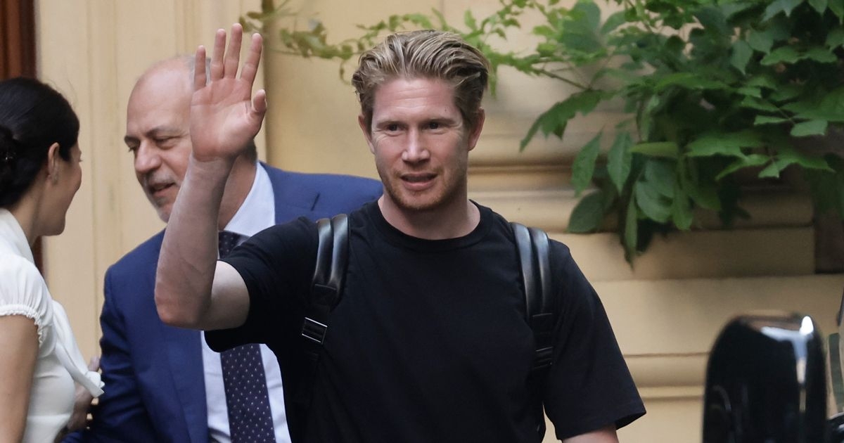 Kevin De Bruyne's three-word message after joining Napoli from Man City