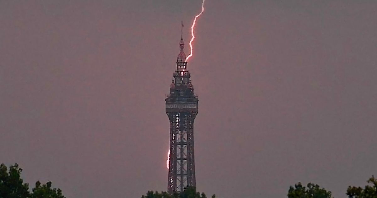 Met Office warns Brits monster storms pose 'danger to life'