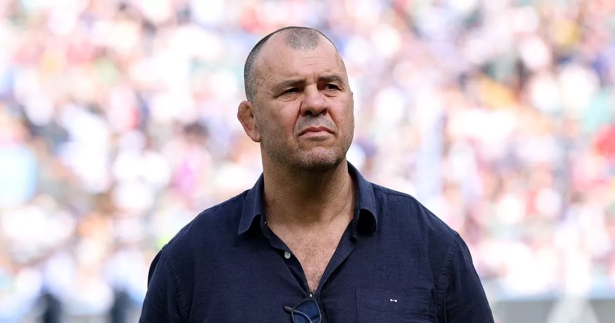 Prem boss says yellow card an 'embarrassment' as duo denied perfect ending