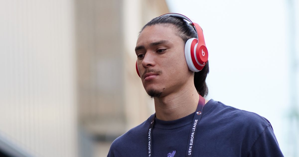 Liverpool make Darwin Nunez transfer U-turn with message on potential exit