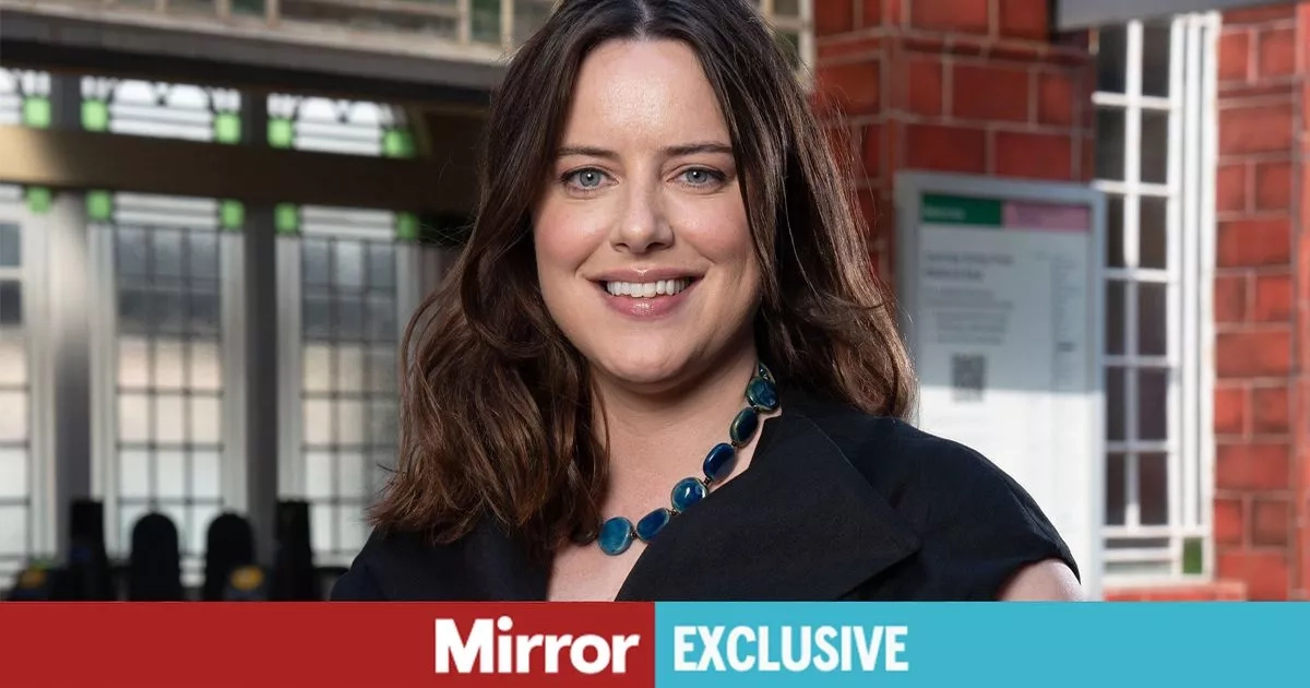 EastEnders set for second iconic return as jaws drop over Zoe Slater comeback