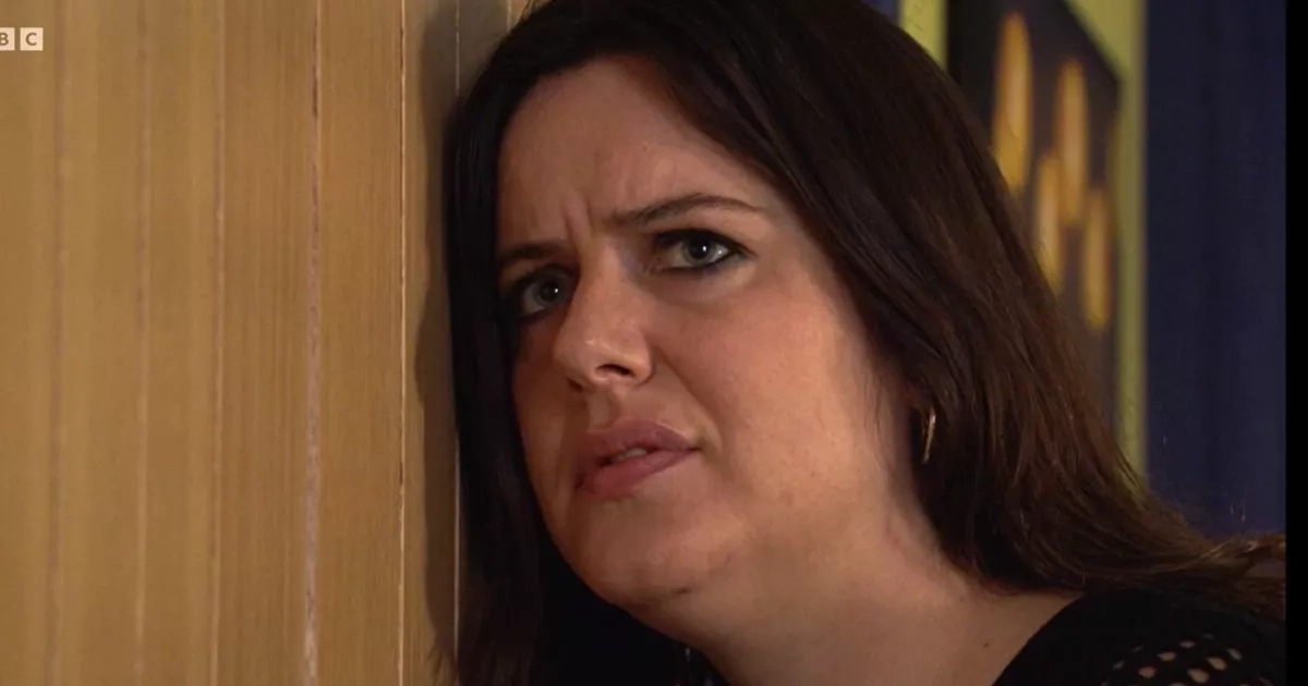EastEnders fans 'work out' what Zoe Slater's hiding as she makes dark confession