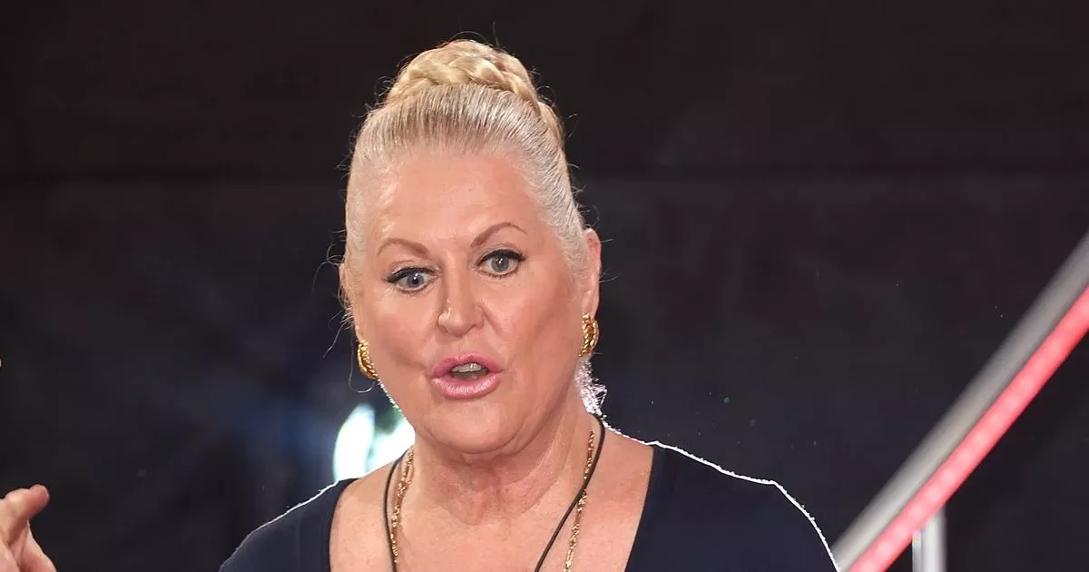 Kim Woodburn's top cleaning tips - including '10 minutes a day'