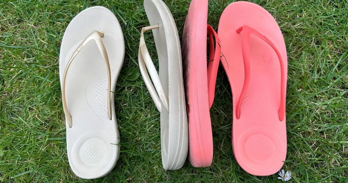 'Ergonomic flip-flops' with 8,000 five-star reviews reduced at Amazon