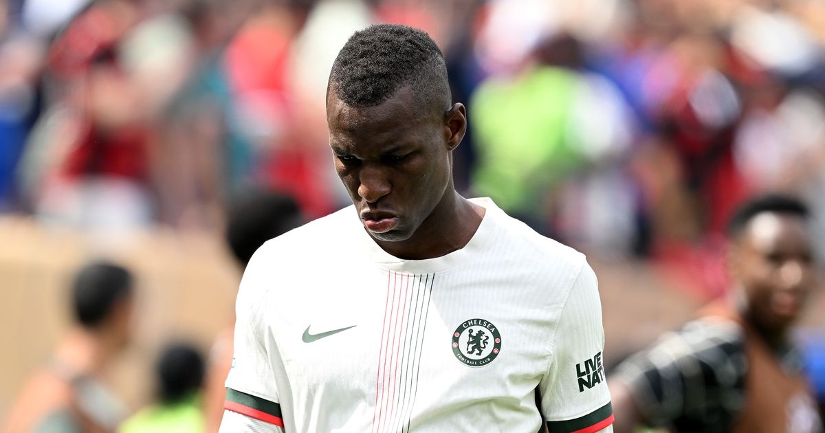 Chelsea star gives damning response to Jackson red card - "He needs to improve"