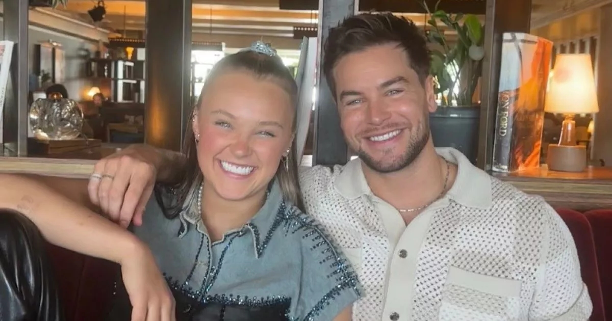 JoJo Siwa's sweet surprise for boyfriend Chris Hughes as she 'makes his month'
