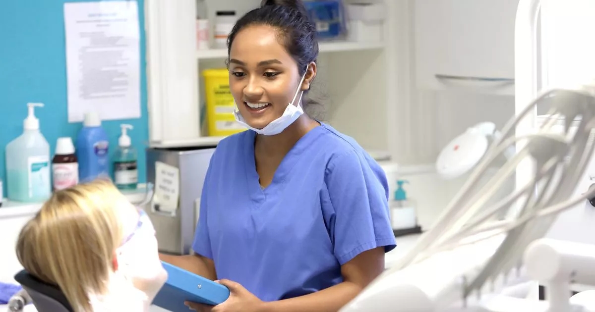 German dentists give teeth whitener '5-star seal of approval'