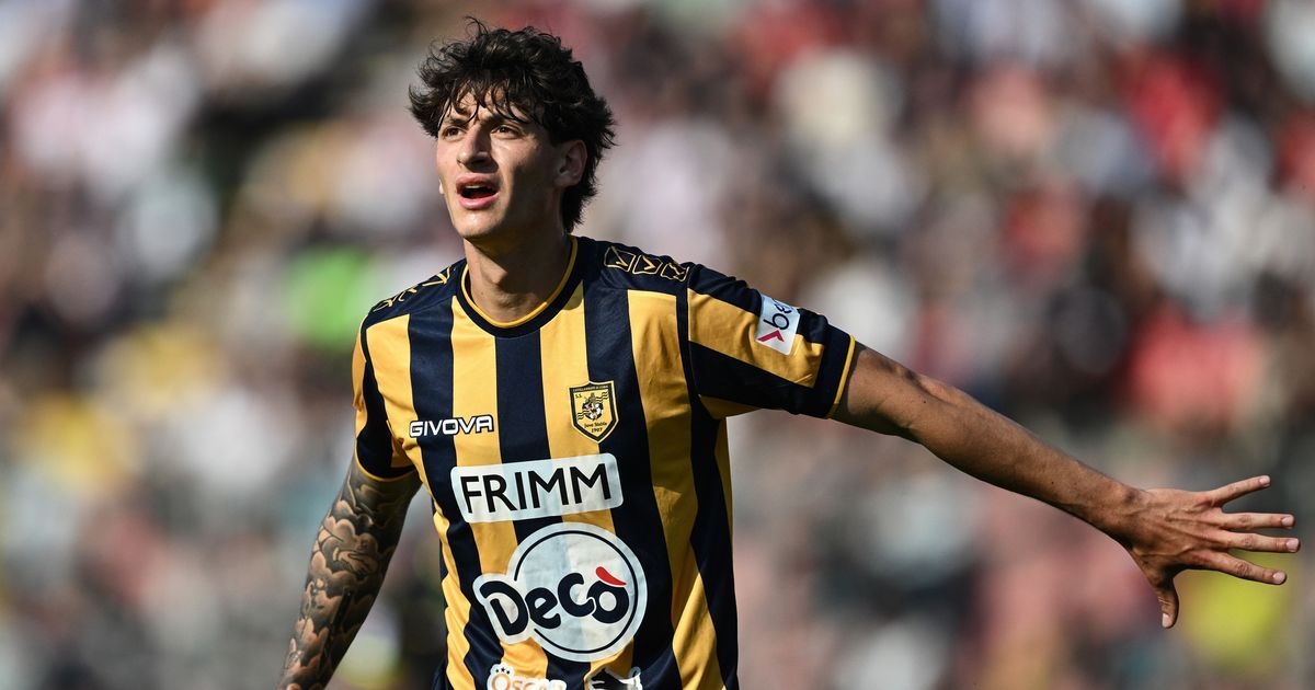 Mussolini's great grandson completes Lazio transfer after impressive season
