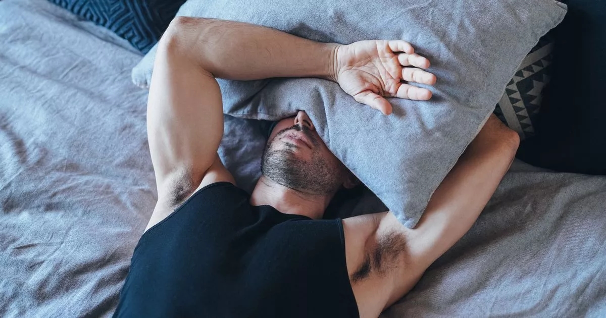 'It's too hot to sleep so I made my own DIY air con for £1 - it cools me down in seconds'