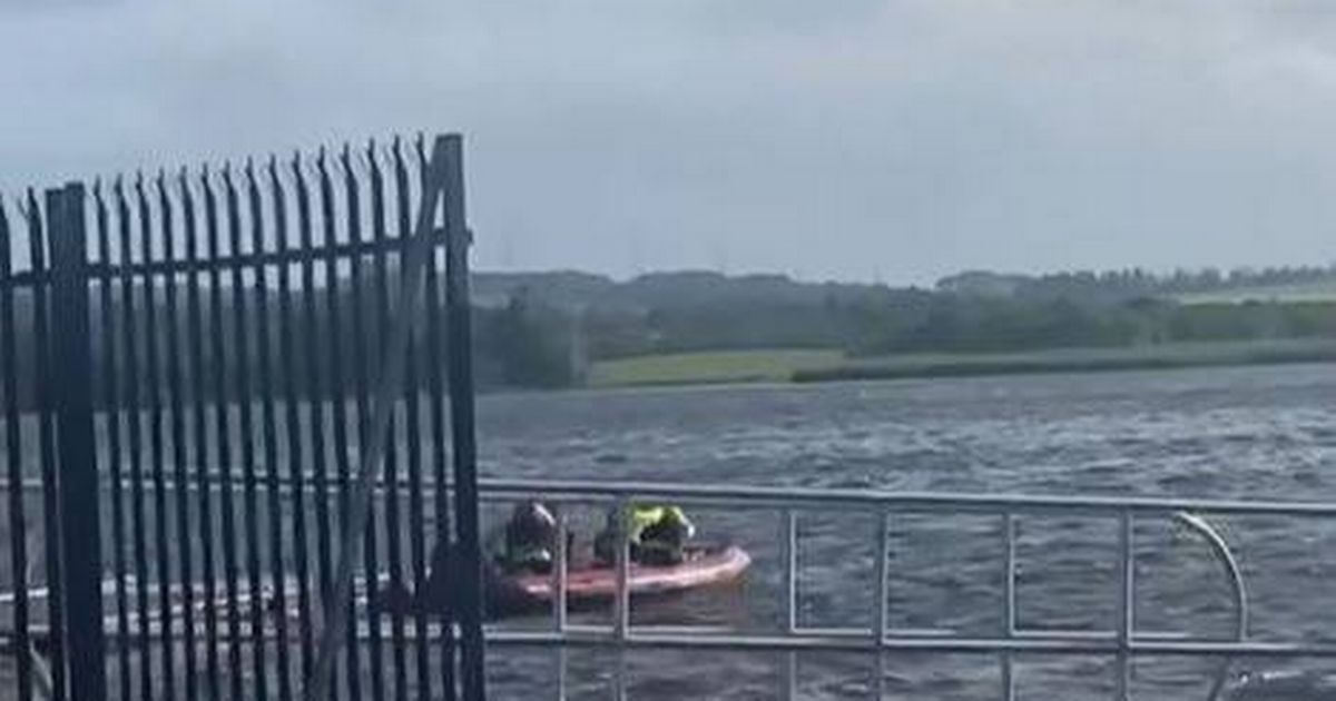 Urgent search launched for man who vanished while paddleboarding