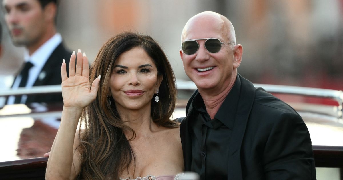 Huge star praised for skipping Jeff Bezos wedding as fans question friendship