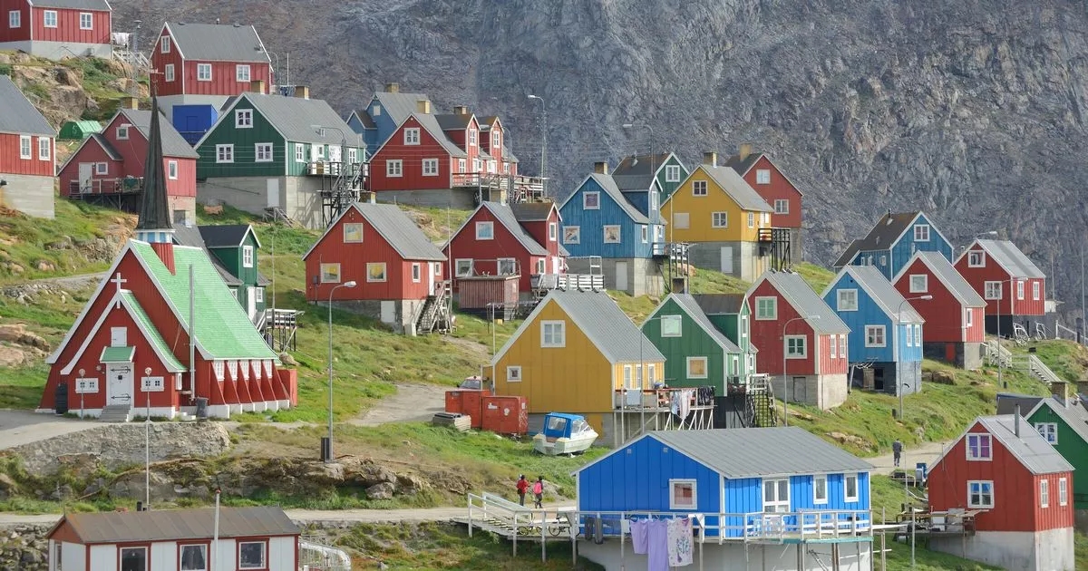 One of world's most beautiful countries is begging tourists to come