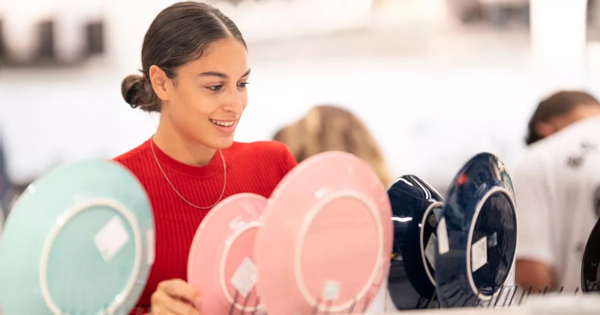 Home Bargains shoppers 'obsessed' with 'girly' range from £1.49