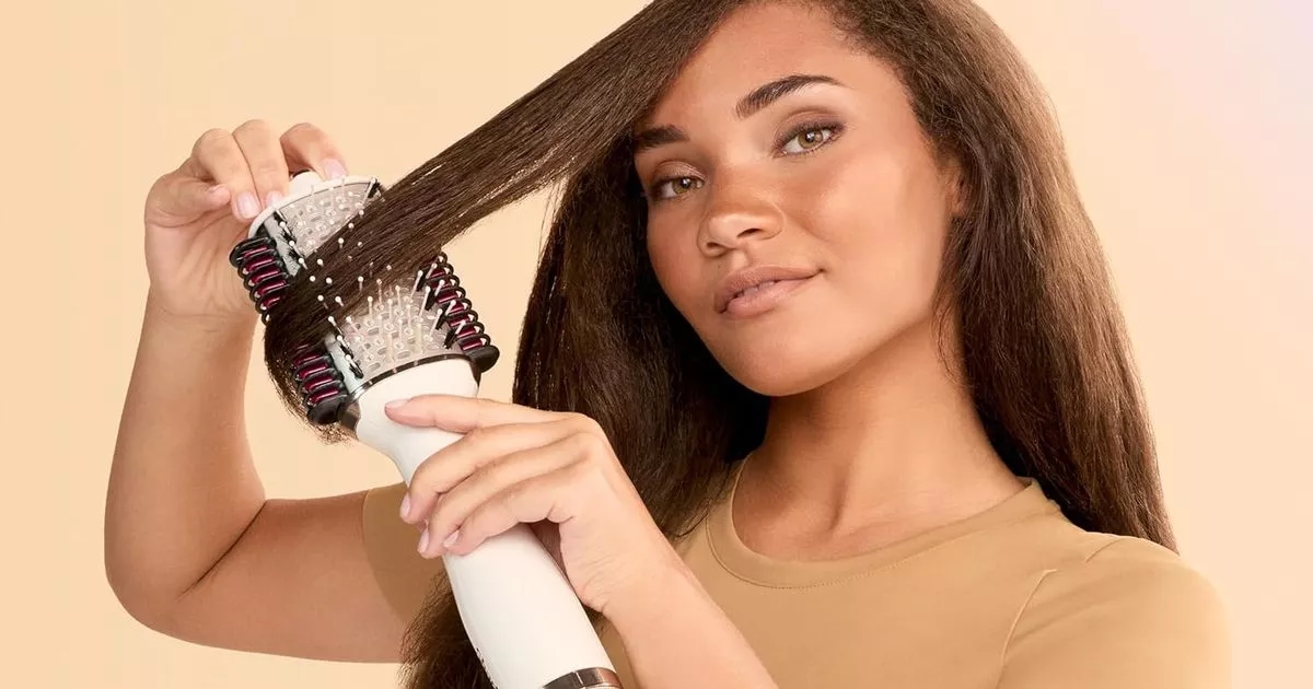 £100 heated brush for 'salon-quality' hair now £50 in Amazon deal