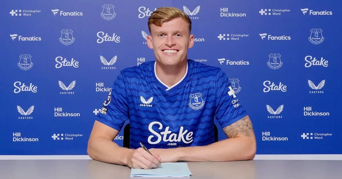 Jarrad Branthwaite release clause emerges after Man Utd target signed new deal