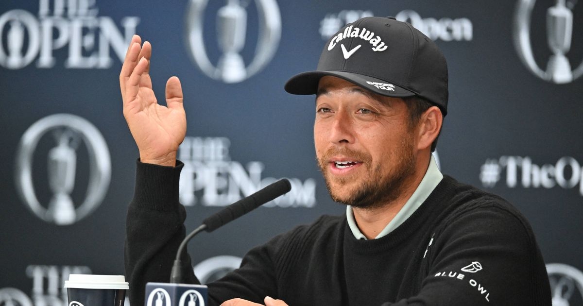 Xander Schauffele sends clear message to wife after getting rid of all his golf trophies