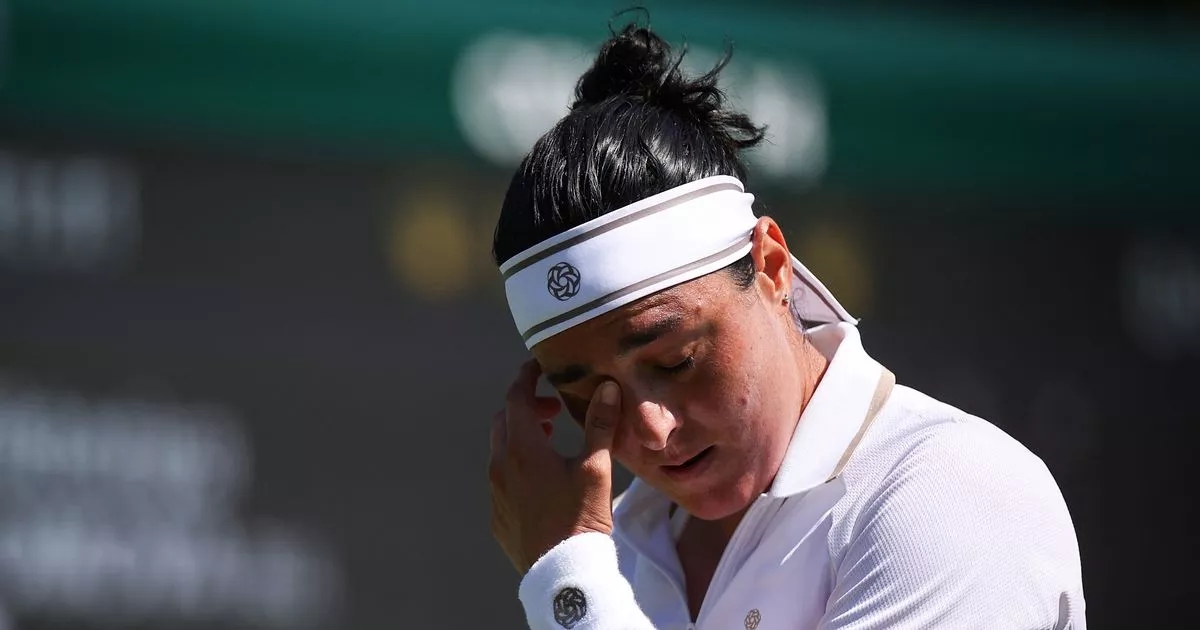 Former Wimbledon finalist who burst into tears on court announces break from tennis