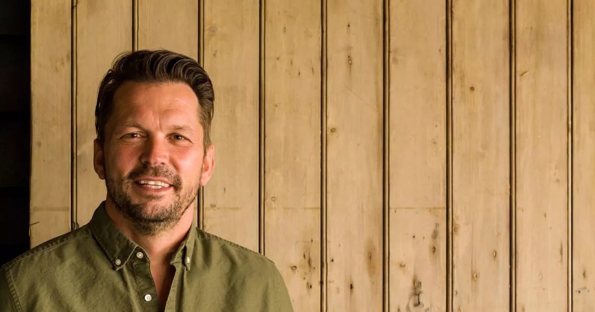 Inside Jimmy Doherty's life with famous wife, four daughters pet polar bears and showbiz pals