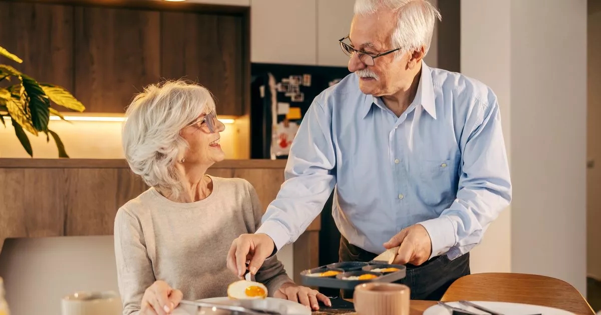 Alzheimer's disease risk 'halved' by eating one food every week
