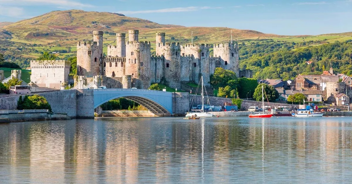 'Most stunning' UK seaside town home to one of Europe's most beautiful castles