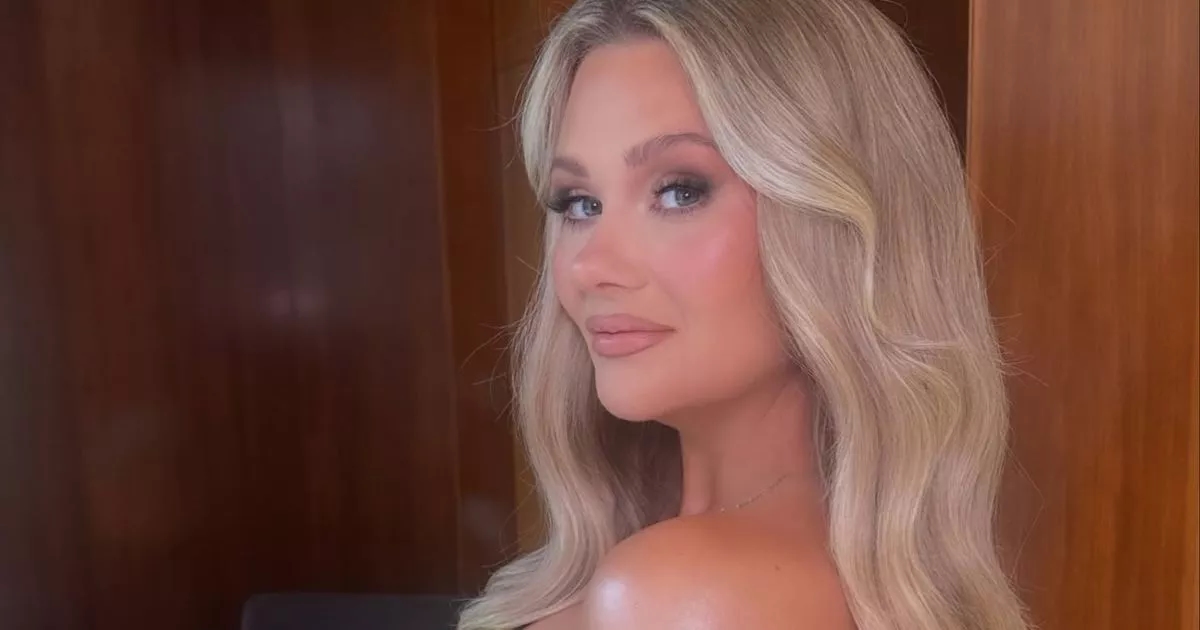 Shaughna Phillips reveals unborn baby's gender in first video with jailbird boyfriend
