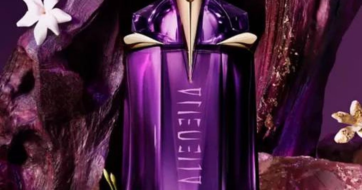 Boots slashes 20% off Mugler's Alien perfume that 'smells amazing' and 'lasts all day'