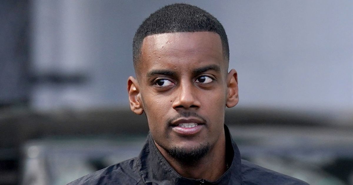 Newcastle need to drive hard bargain - but they can turn Alexander Isak saga into a positive