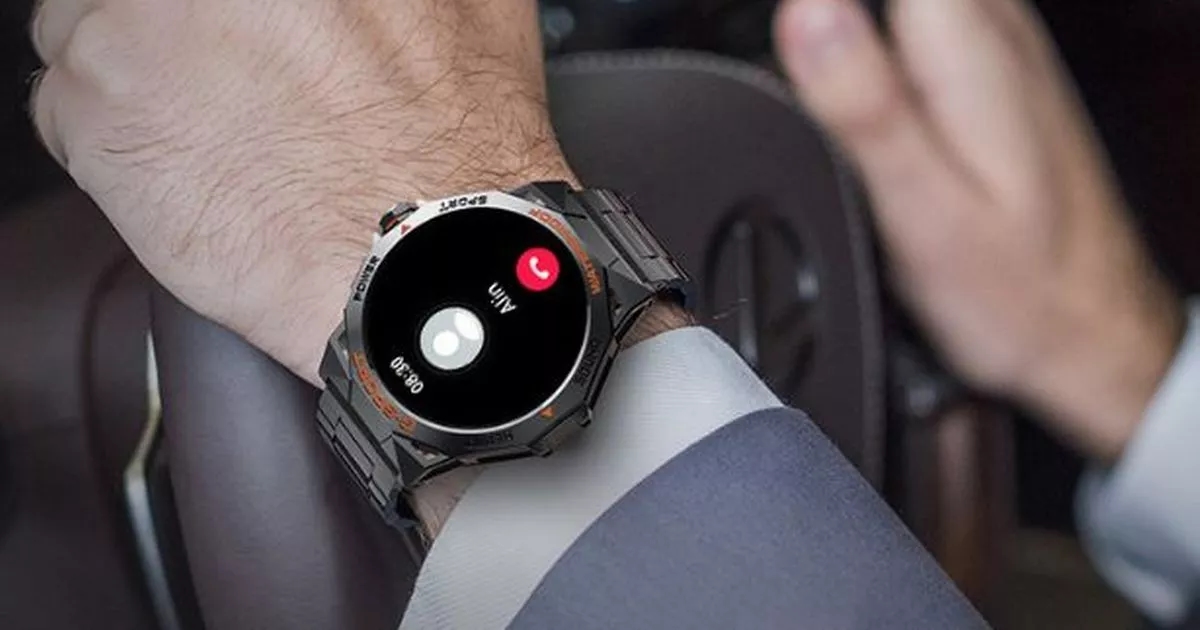Amazon shoppers blown away by 'military-grade' £59 smartwatch with 'cool features'